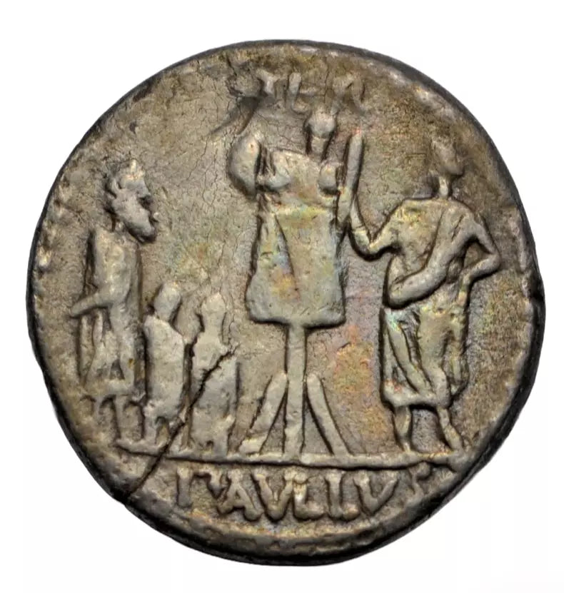 Roman Republican, L. Aemilius Lepidus Paullus, AR denarius 62 BC, Perseus of Macedon as a captive